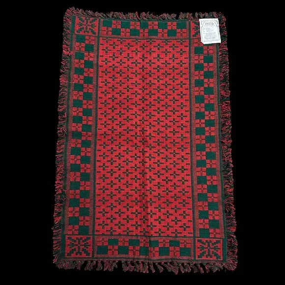 Vintage Tapestry Rug Throw Wall Hanging Hayim 1994 Christmas Red Green Fringe - Picture 3 of 10